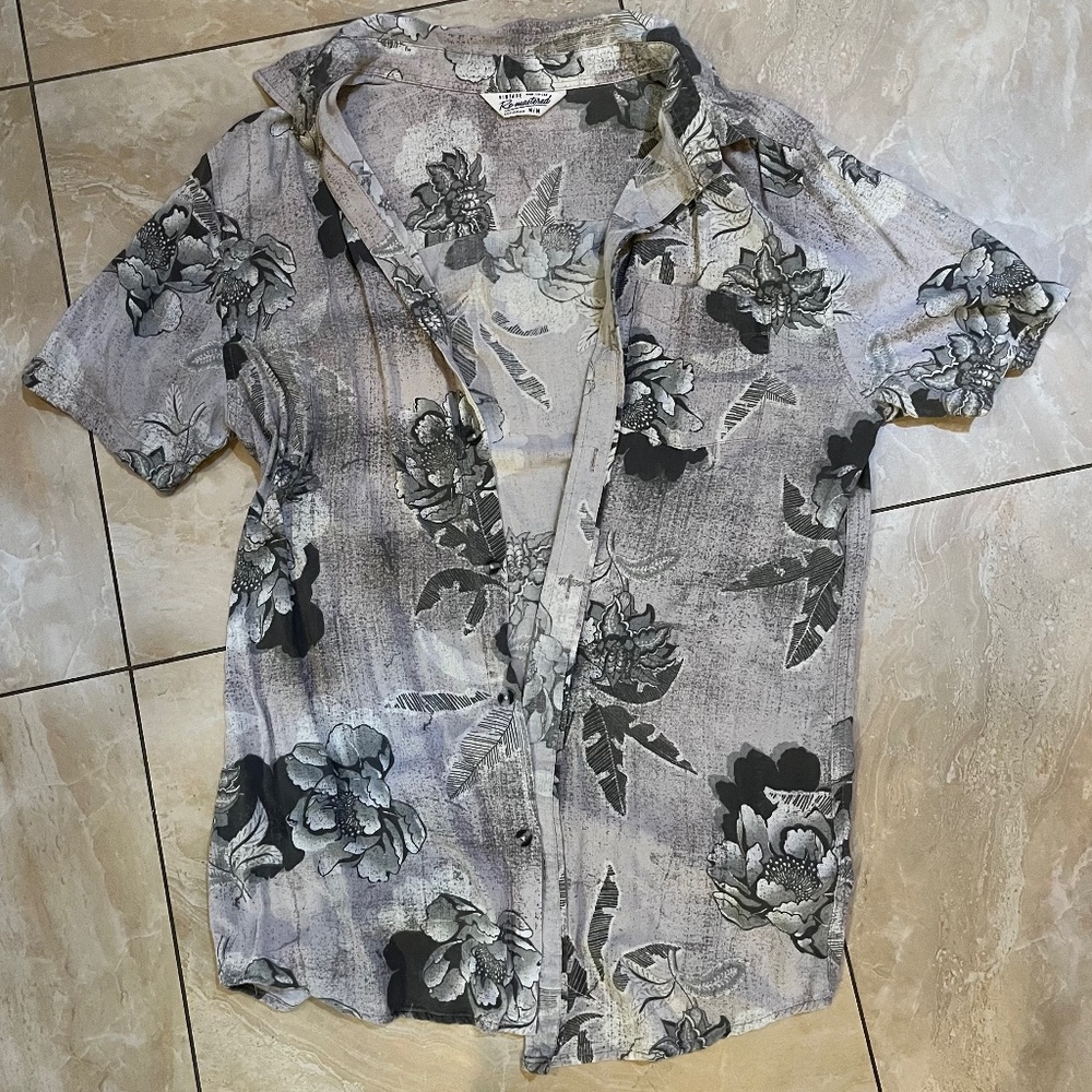 Cotton On Gray Tropical Button Up Hawaiian Short Sleeve Shirt Polo Medium